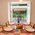B Les Pres Holiday home